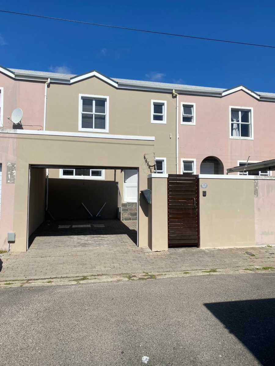 3 Bedroom Property for Sale in Observatory Western Cape